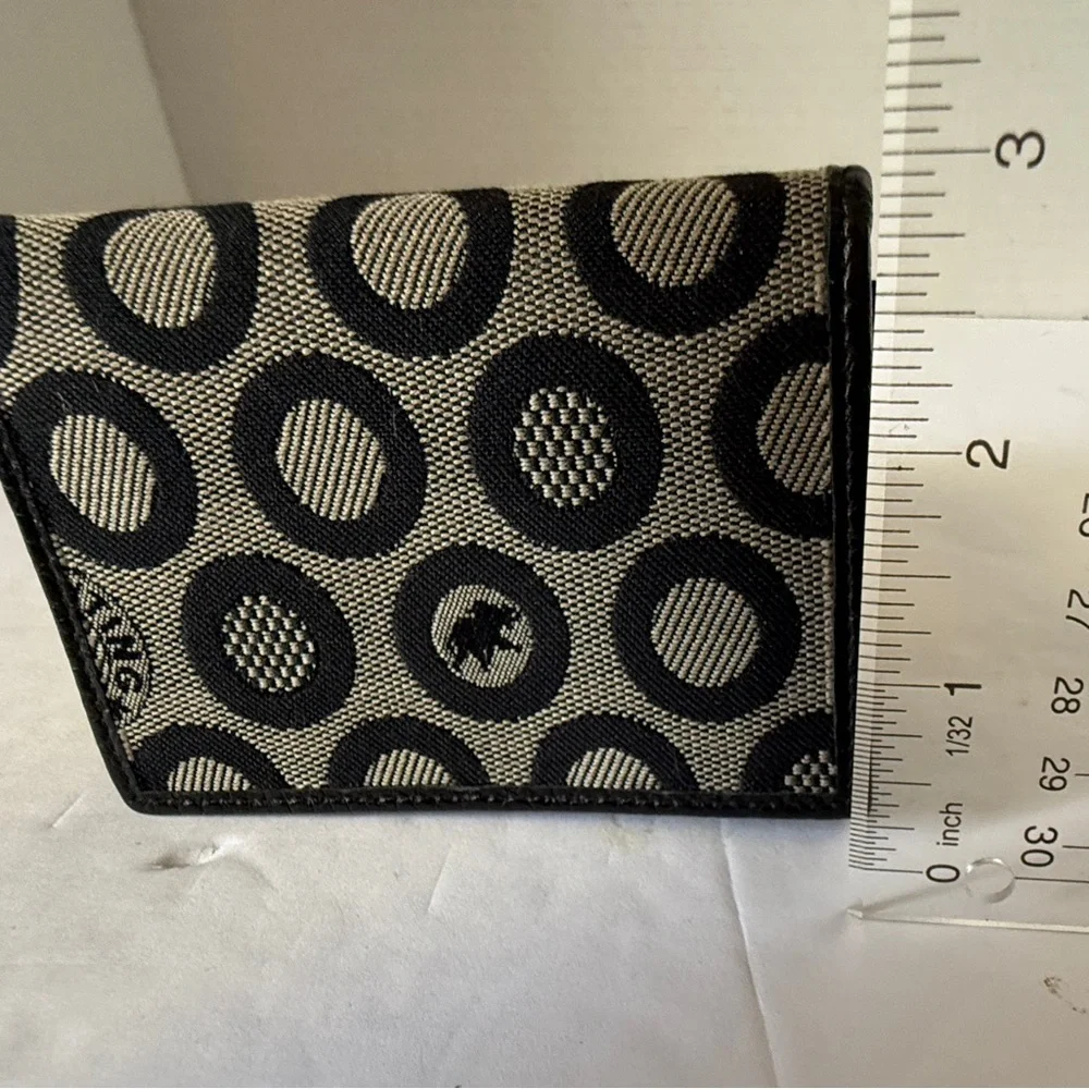 Hunting World Bifold Circle‎ Pattern Wallet